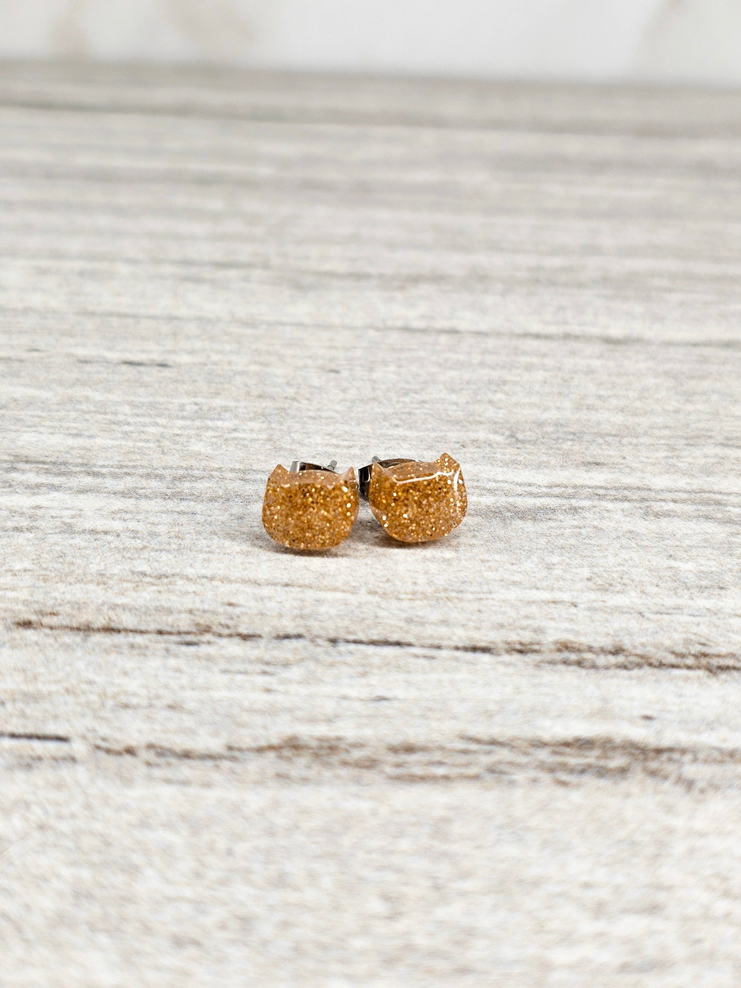 Golden Glitter Cat Stud Earrings